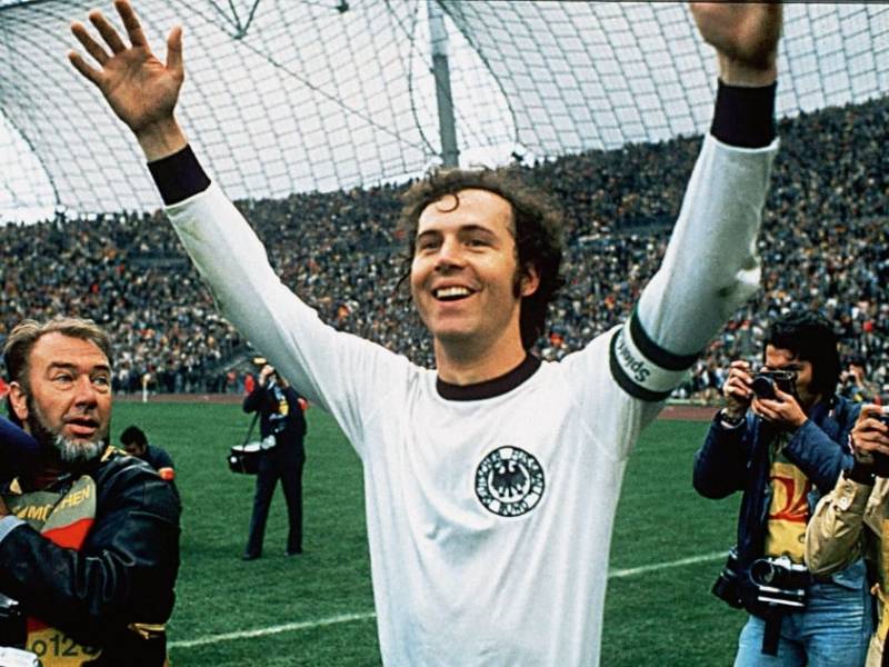Top Những Đội Trưởng Bóng Đá Xuất Sắc Và Bản Lĩnh Nhất 4 Franz Beckenbauer